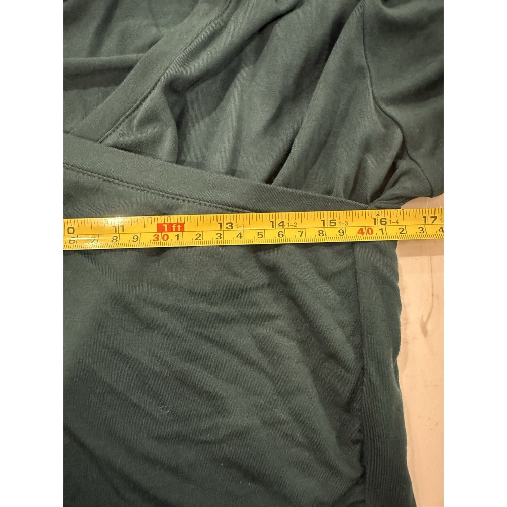 Grace Elements Top Women XL Green Ruched V-Neck 3/4 Sleeve Crossover Fitted NWT - Picture 8 of 8